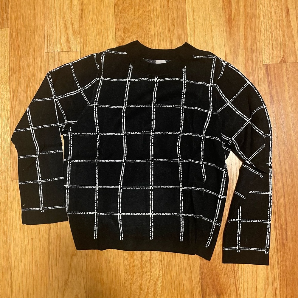 Women’s Black and White Windowpane Pattern Fitted Long Sleeve Sweater